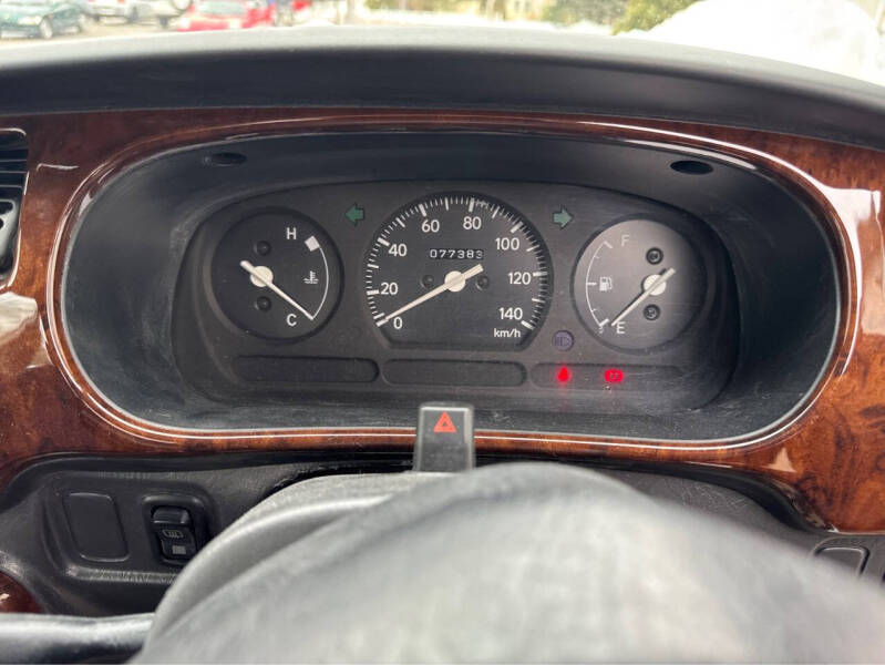 2000 Daihatsu Mira