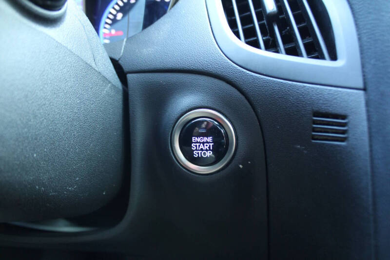 2016 Hyundai Genesis Coupe