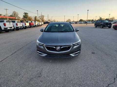 2018 Buick Regal Sportback Essence