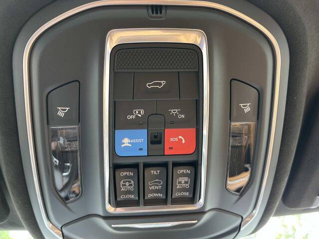 2026 Jeep Grand Cherokee Summit