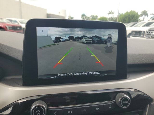 2022 Ford Escape SEL