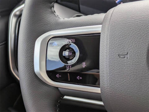 2025 Nissan Armada SV