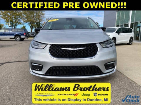 2024 Chrysler Pacifica Touring L