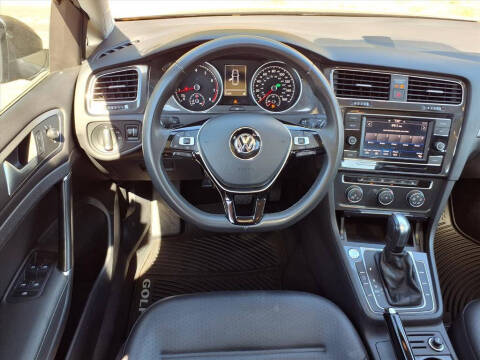 2021 Volkswagen Golf TSI