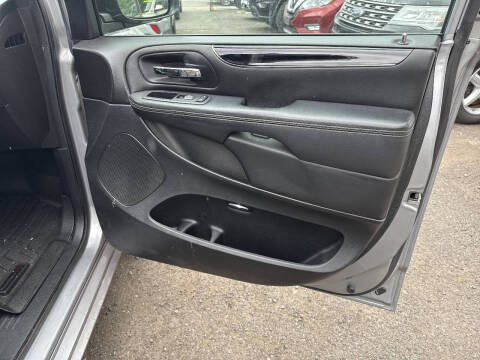 2017 Dodge Grand Caravan SXT