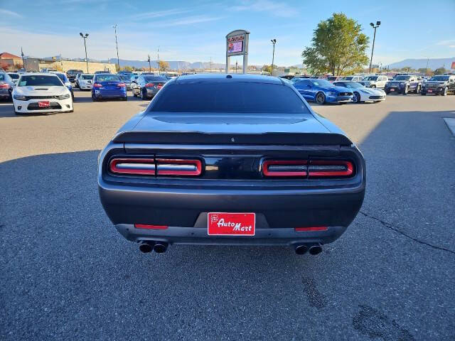 2018 Dodge Challenger SXT