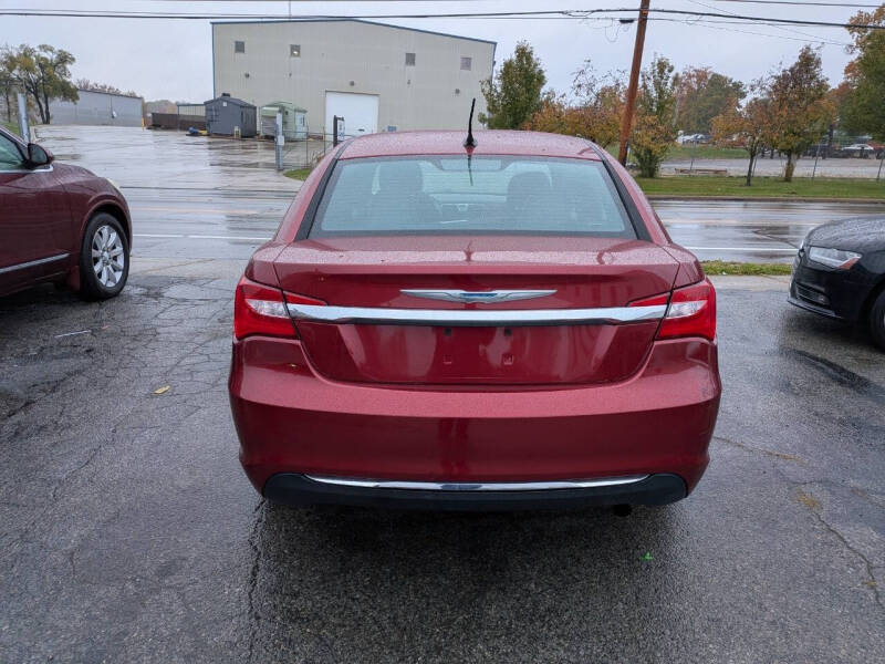 2012 Chrysler 200 Limited