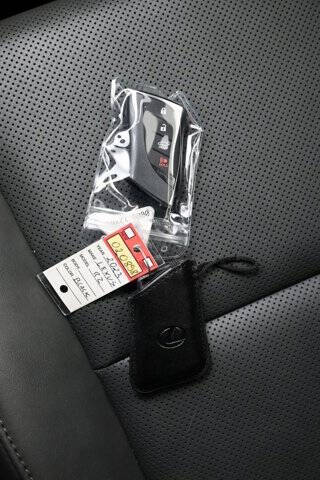 2023 Lexus RZ 450e Luxury