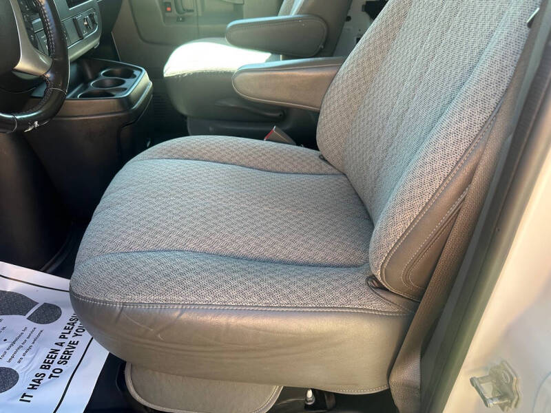 2018 Chevrolet Express 2500