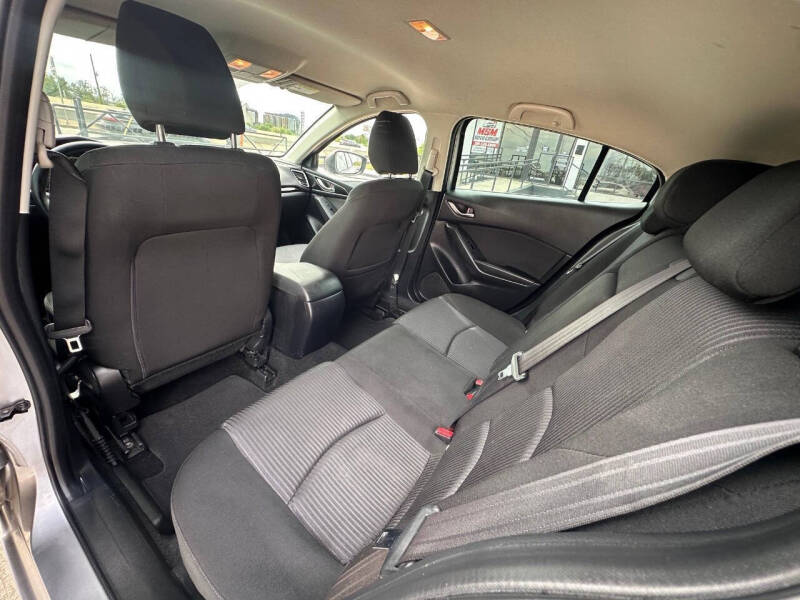 2015 Mazda MAZDA3 i Touring