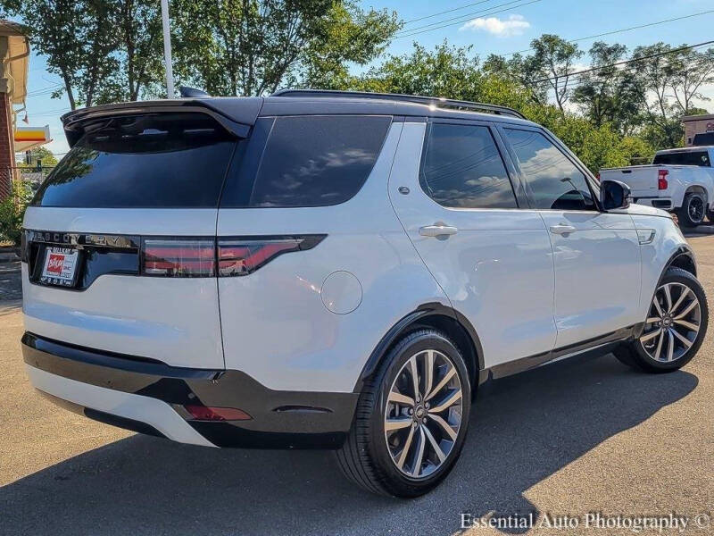 2024 Land Rover Discovery P300 Dynamic SE