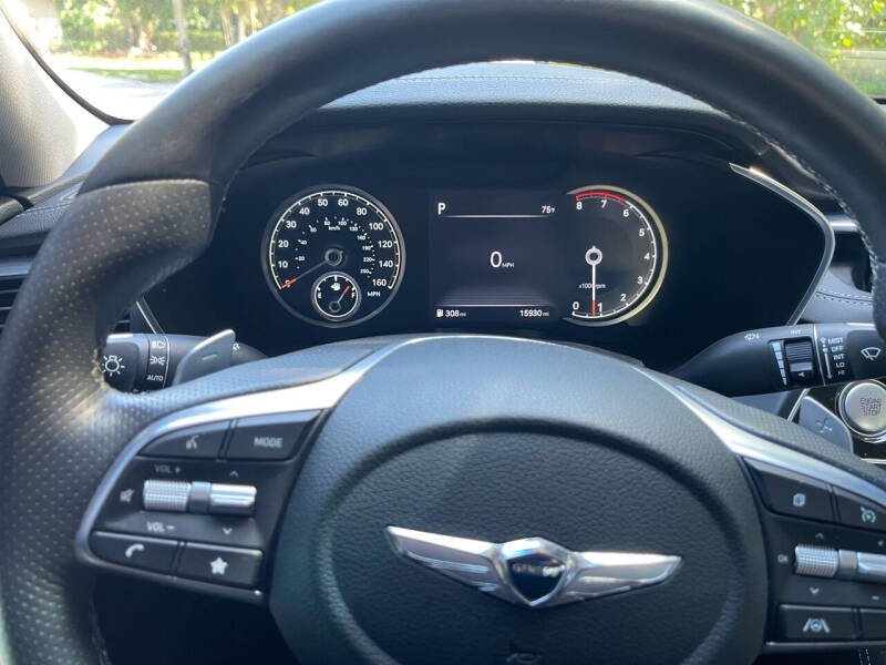 2022 Genesis G70 2.0T