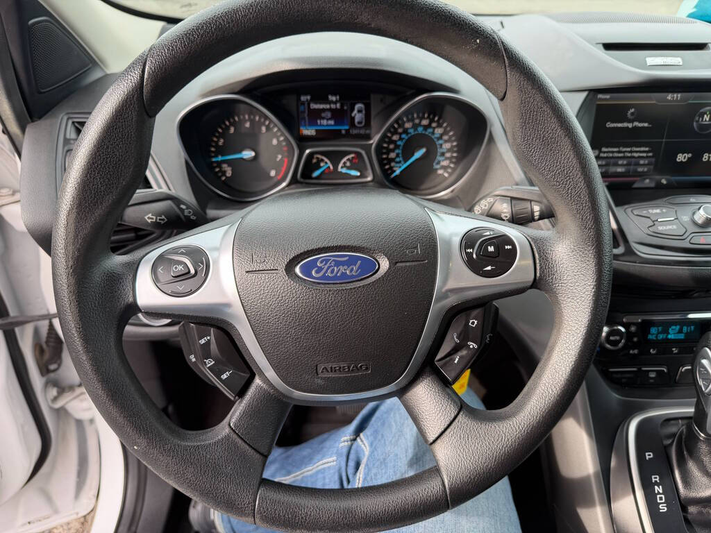 2013 Ford Escape 28