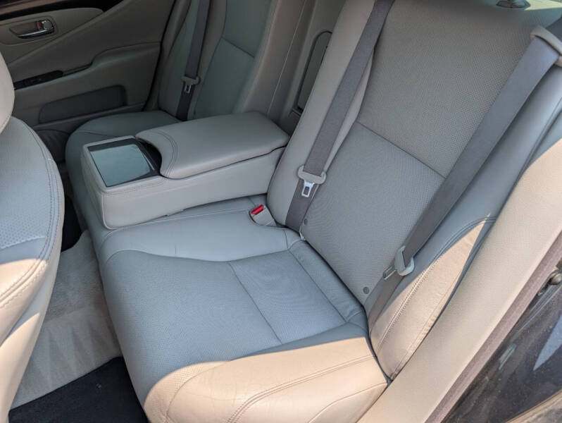2011 Lexus LS 460