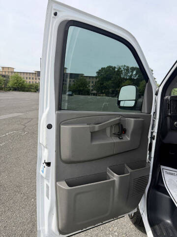 2016 Chevrolet Express 2500