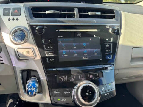 2015 Toyota Prius v Three