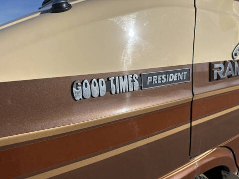 1984 Dodge Ram Van B250