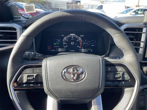 2024 Toyota Sequoia Platinum