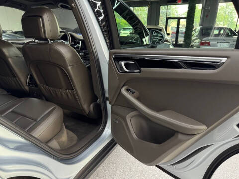 2020 Porsche Macan
