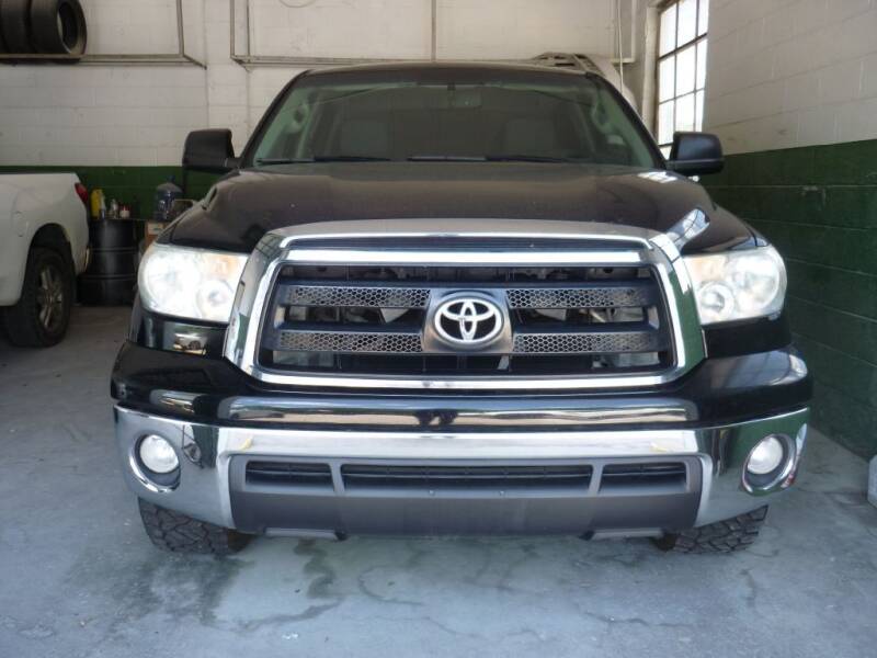 2013 Toyota Tundra for sale at Auto Outlet Inc. in Houston TX