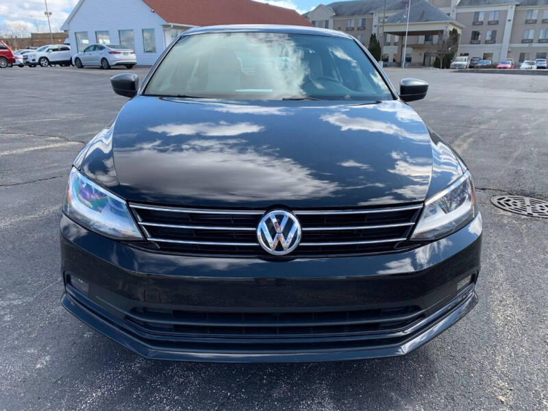 2016 Volkswagen Jetta for sale at RED TAG MOTORS in Sycamore IL