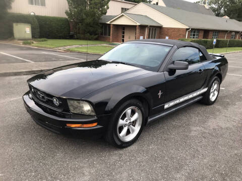 2007 Ford Mustang V6 Deluxe