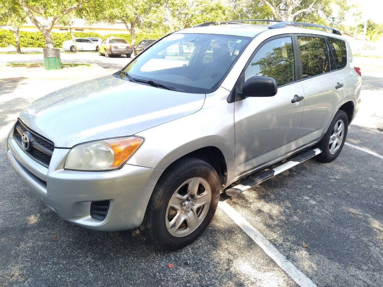 2011 TOYOTA RAV4 SUV / Crossover - $9,499