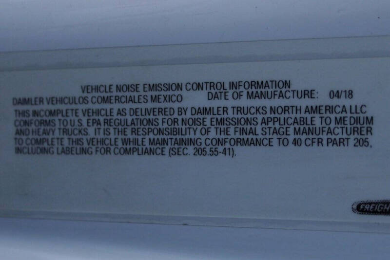 2019 Freightliner M2 106