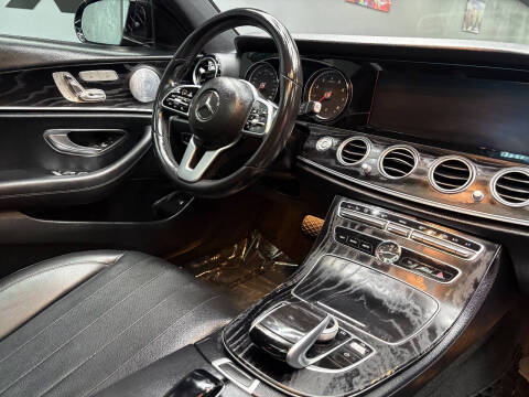 2019 Mercedes-Benz E-Class E 300