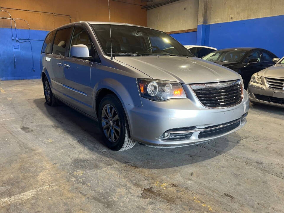 2015 Chrysler Town and Country for sale at Prime Motion LLC in Sacramento, CA