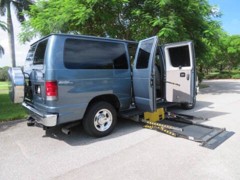 2013 Ford E-Series E-150 XLT