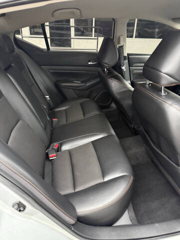 2020 Nissan Altima 2.5 SR