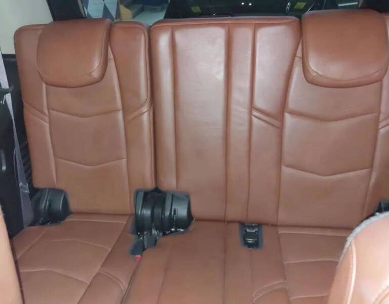 2016 Cadillac Escalade Luxury Collection