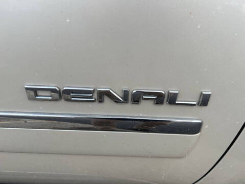 2012 GMC Yukon Denali
