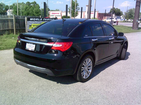 2012 Chrysler 200 Limited