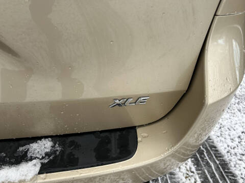 2014 Toyota Sienna XLE 8-Passenger