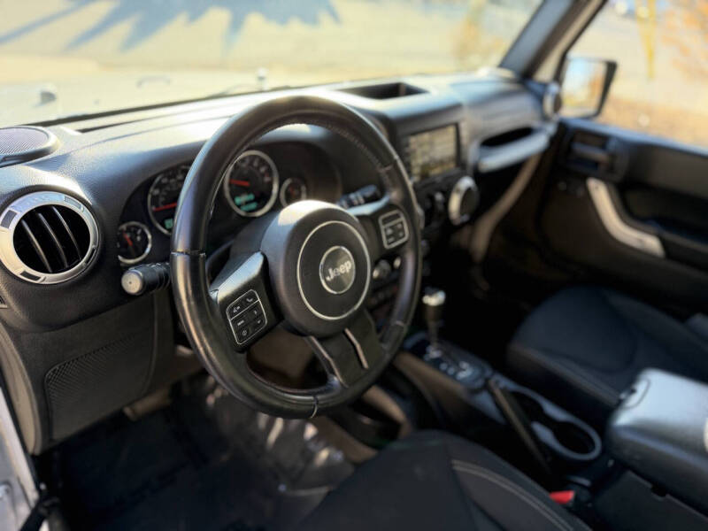 2016 Jeep Wrangler Unlimited Sahara 75th Anniversary