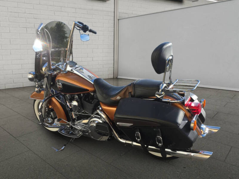 2008 Harley-Davidson FLHRC ROAD KING