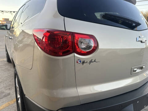 2011 Chevrolet Traverse LTZ