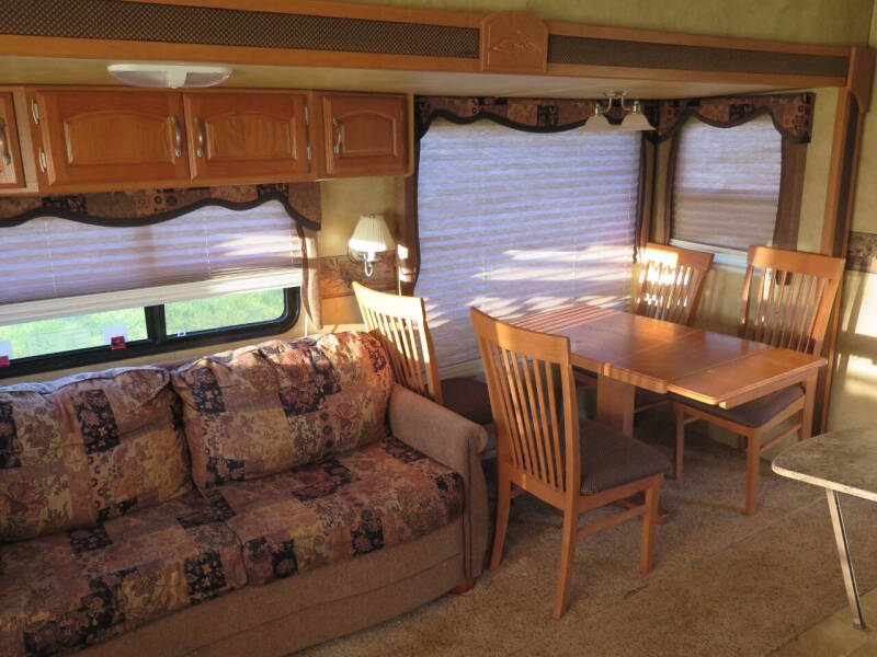 2010 Keystone RV Cougar