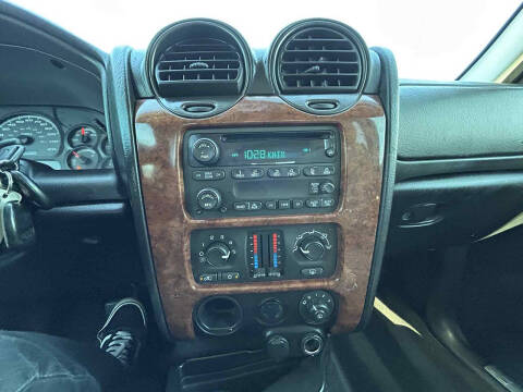 2005 Isuzu Ascender LS 5 Passenger