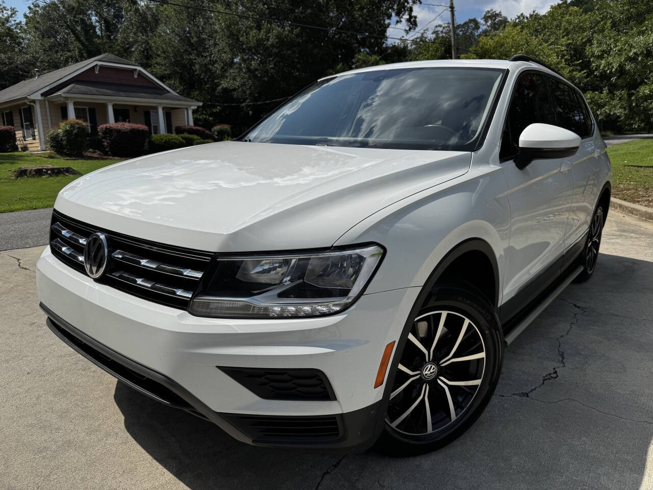 2021 Volkswagen Tiguan 2.0T SE's photo