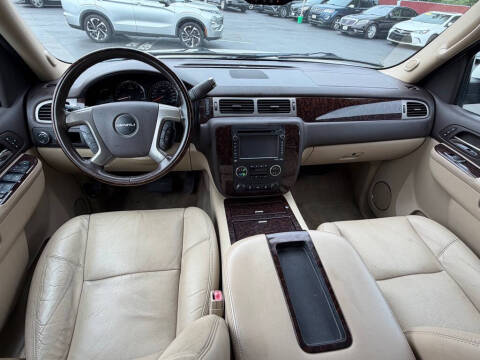 2012 GMC Yukon Denali