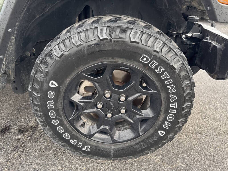 2023 Jeep Gladiator Willys