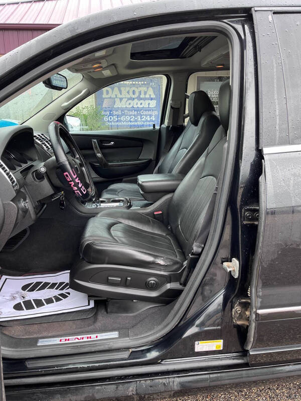 2011 GMC Acadia Denali