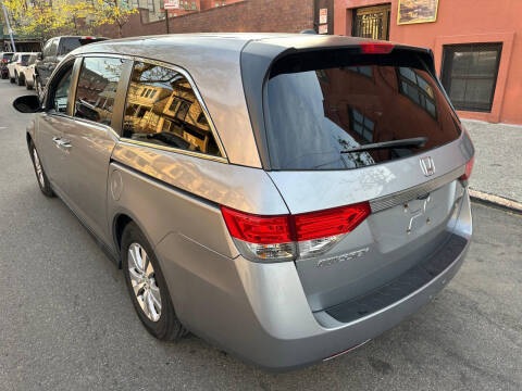 2016 Honda Odyssey SE