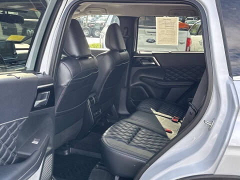 2024 Mitsubishi Outlander SEL