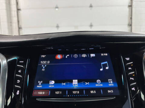 2017 Cadillac Escalade Platinum