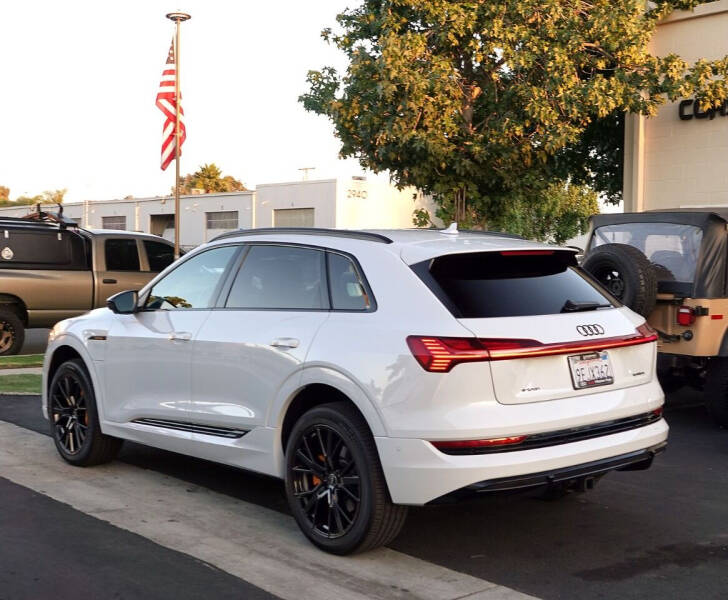 2023 Audi e-tron quattro Chronos