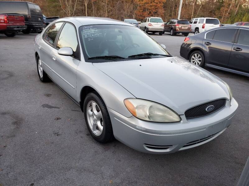 2004 Ford Taurus for sale at DISCOUNT AUTO SALES in Johnson City TN
